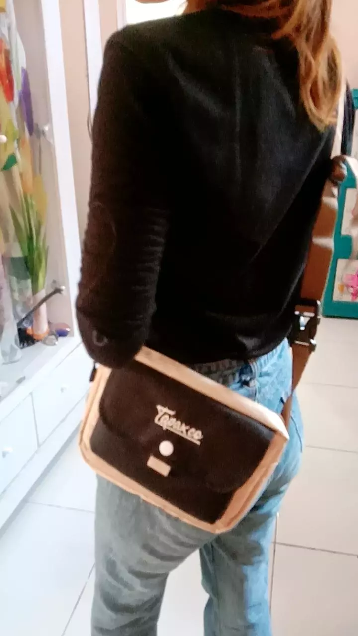 TAPAXCO Tas Selempang Pouch slingbag Tapax shecker unisex pria/wanita - Foto ulasan pembeli