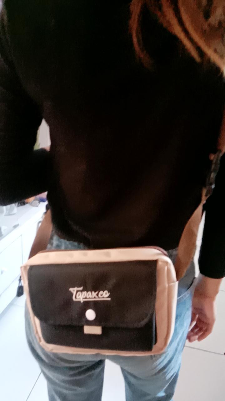 TAPAXCO Tas Selempang Pouch slingbag Tapax shecker unisex pria/wanita - Foto ulasan pembeli