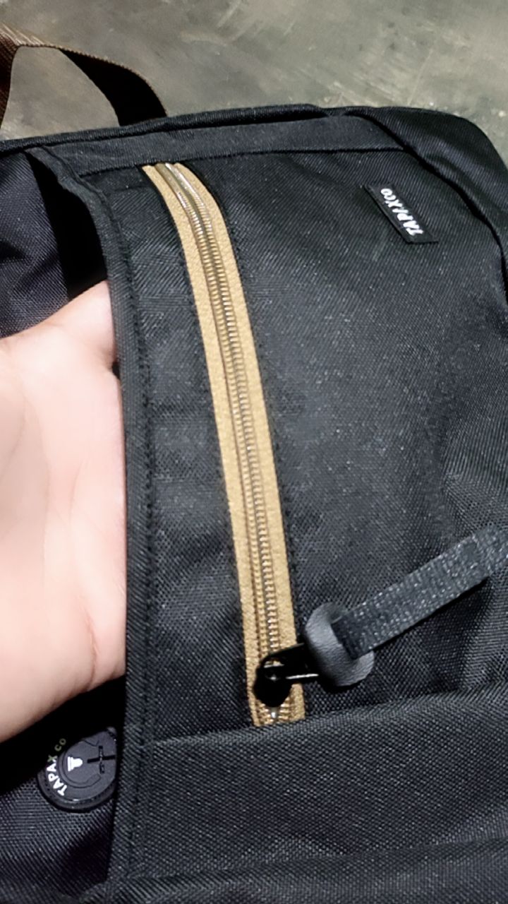 TAPAXCO-Tas Selempang slingbag Big Stam Tapax - Foto ulasan pembeli