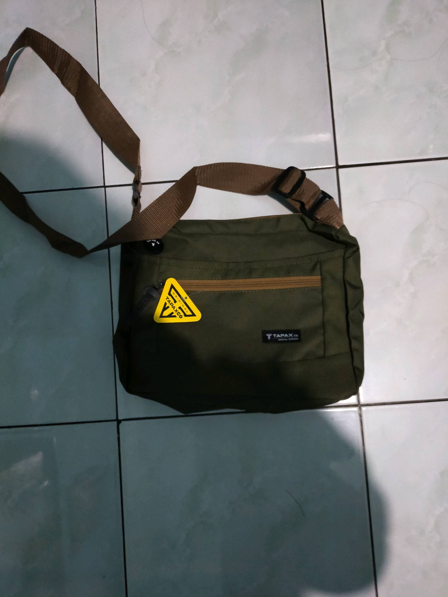 TAPAXCO-Tas Selempang slingbag Big Stam Tapax - Foto ulasan pembeli