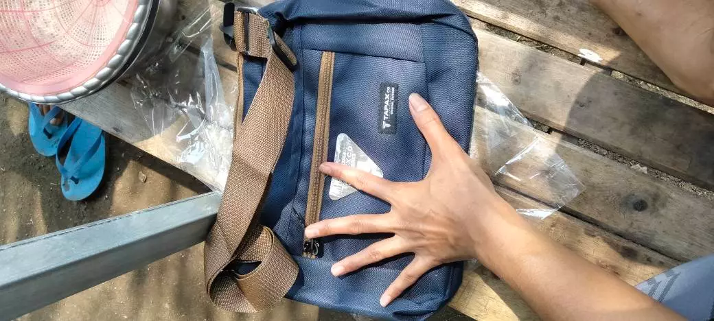 TAPAXCO-Tas Selempang slingbag Big Stam Tapax - Foto ulasan pembeli