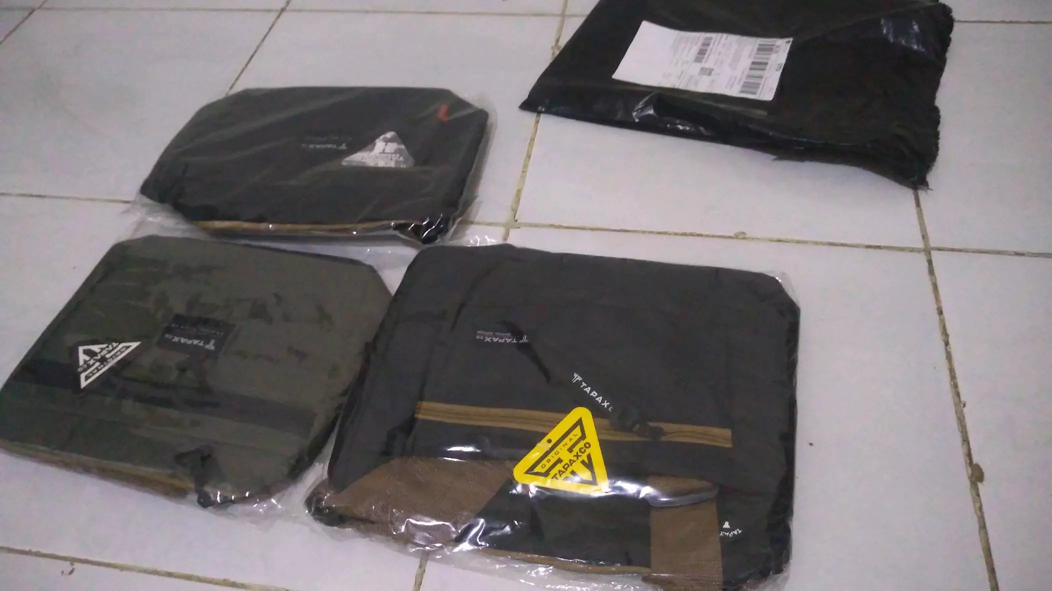 TAPAXCO-Tas Selempang slingbag Big Stam Tapax - Foto ulasan pembeli