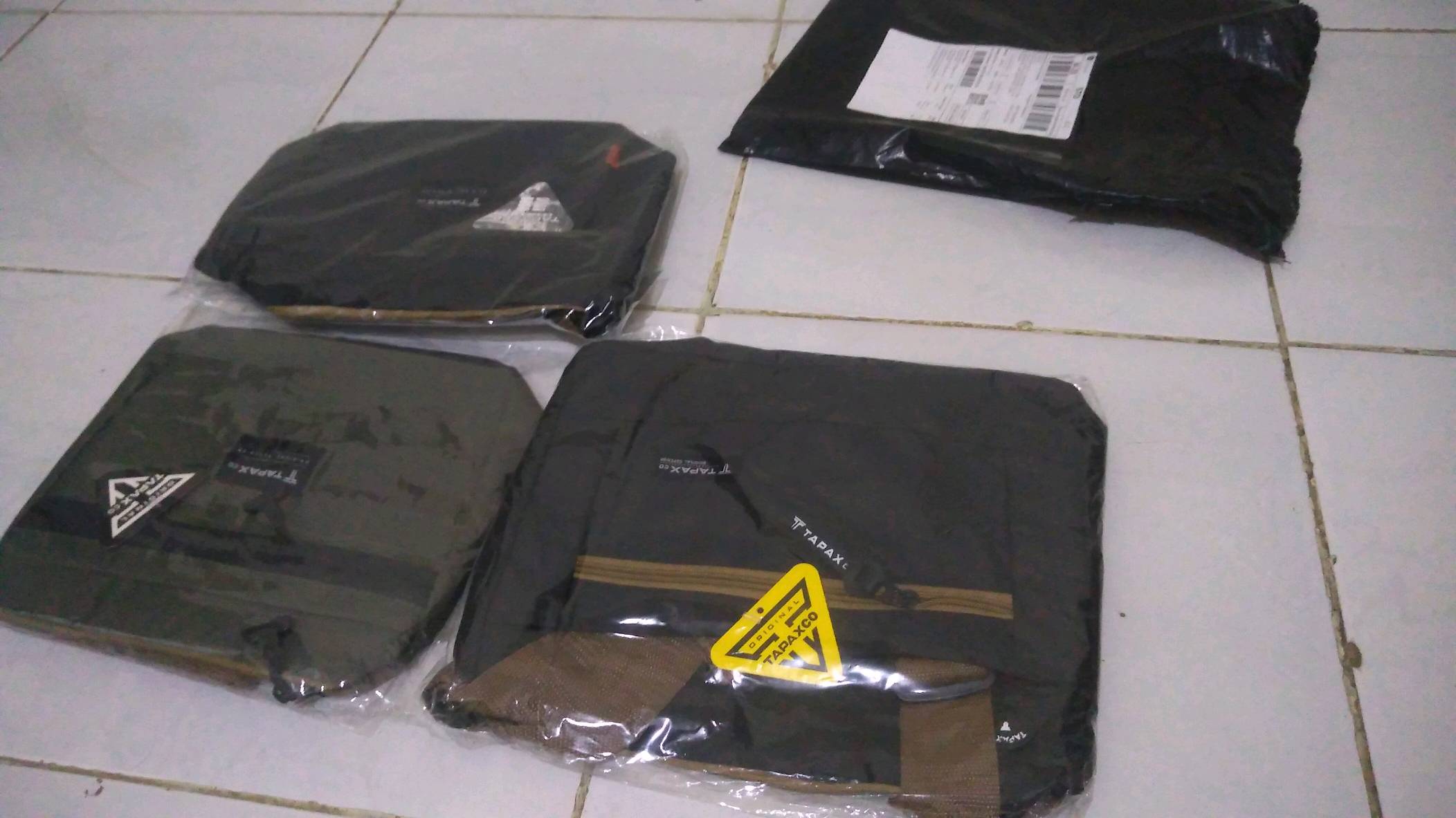 TAPAXCO-Tas Selempang slingbag Big Stam Tapax - Foto ulasan pembeli