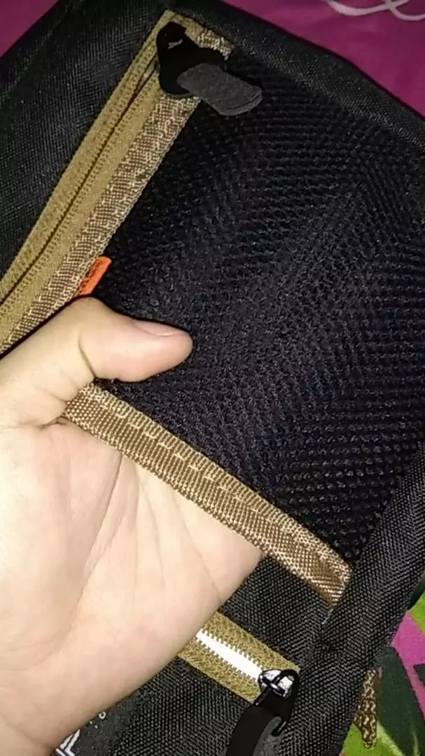 TAPAXCO-Tas Selempang Slingbag Pouch Tapax Briton - Foto ulasan pembeli