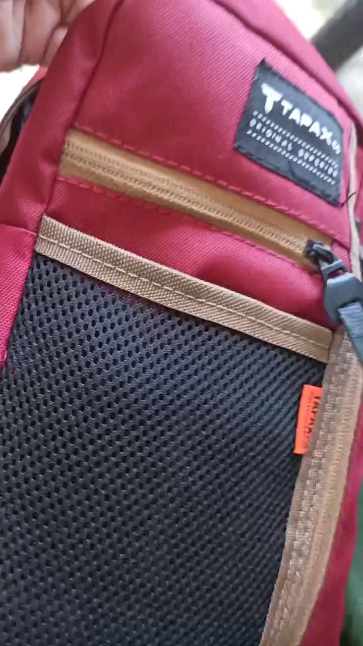TAPAXCO-Tas Selempang Slingbag Pouch Tapax Briton - Foto ulasan pembeli