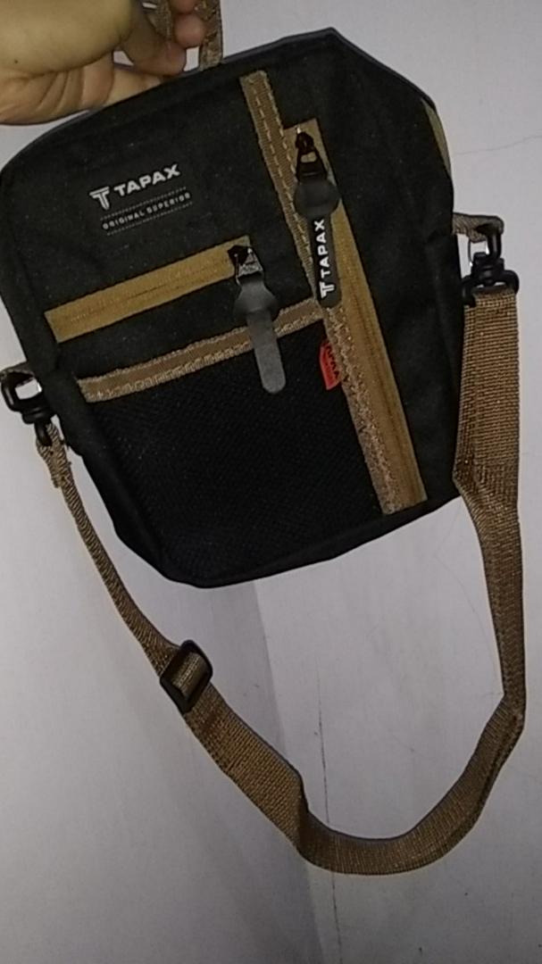TAPAXCO-Tas Selempang Slingbag Pouch Tapax Briton - Foto ulasan pembeli