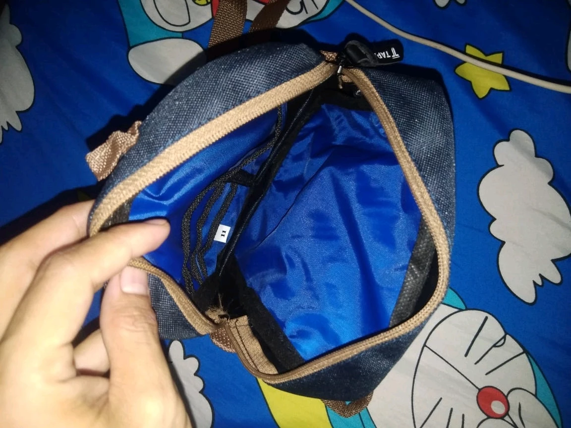 TAPAXCO-Tas Selempang Slingbag Pouch Tapax Briton - Foto ulasan pembeli