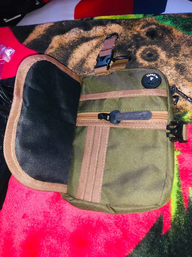 TAPAXCO Tas Selempang Slingbag Pouch Tapax Vermin - Foto ulasan pembeli