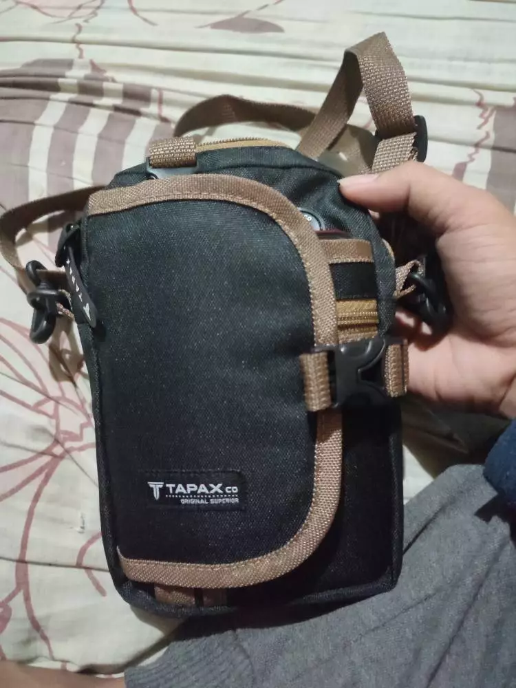 TAPAXCO Tas Selempang Slingbag Pouch Tapax Vermin - Foto ulasan pembeli