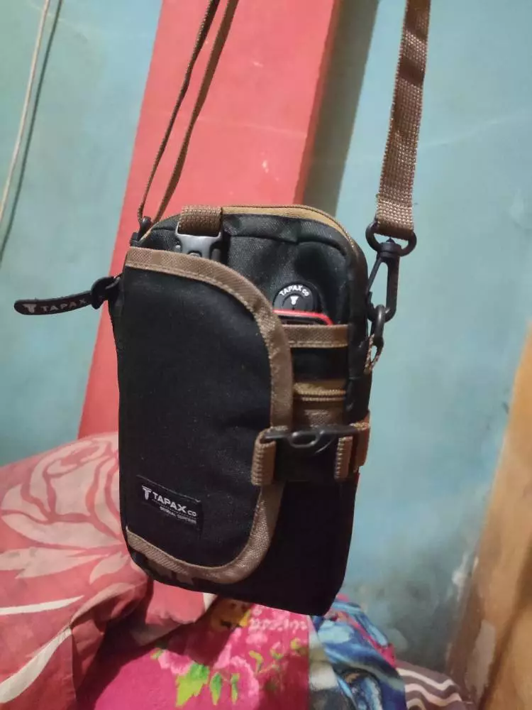 TAPAXCO Tas Selempang Slingbag Pouch Tapax Vermin - Foto ulasan pembeli