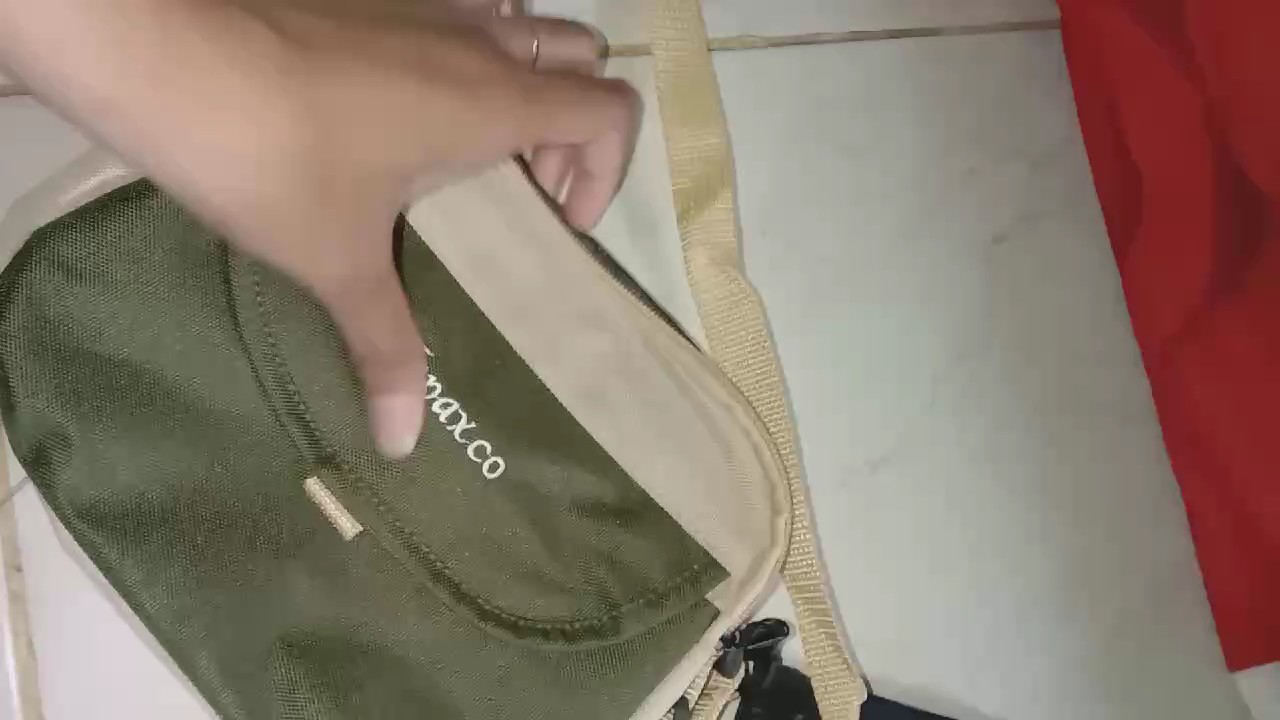 TAPAXCO Tas Selempang Slingbag pouch Tapax Zepeto - Foto ulasan pembeli