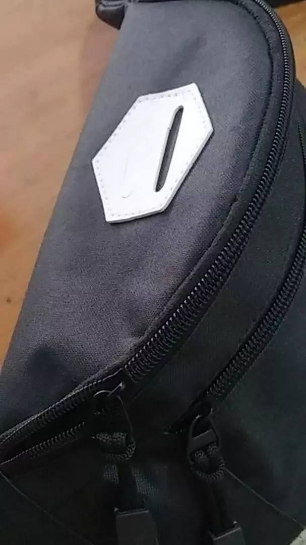 Tapaxco Tas Selempang Unisex Cordura Original - Foto ulasan pembeli