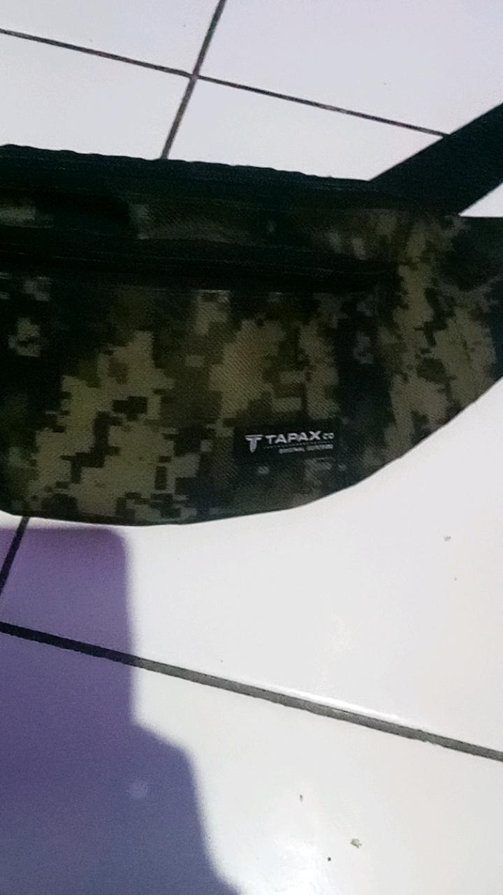 Tapaxco Tas Selempang Unisex Cordura Original - Foto ulasan pembeli