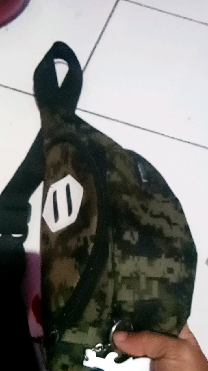 Tapaxco Tas Selempang Unisex Cordura Original - Foto ulasan pembeli