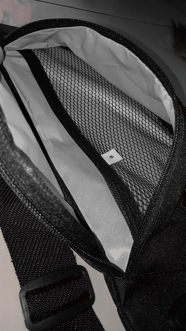 Tapaxco Tas Selempang Unisex Cordura Original - Foto ulasan pembeli