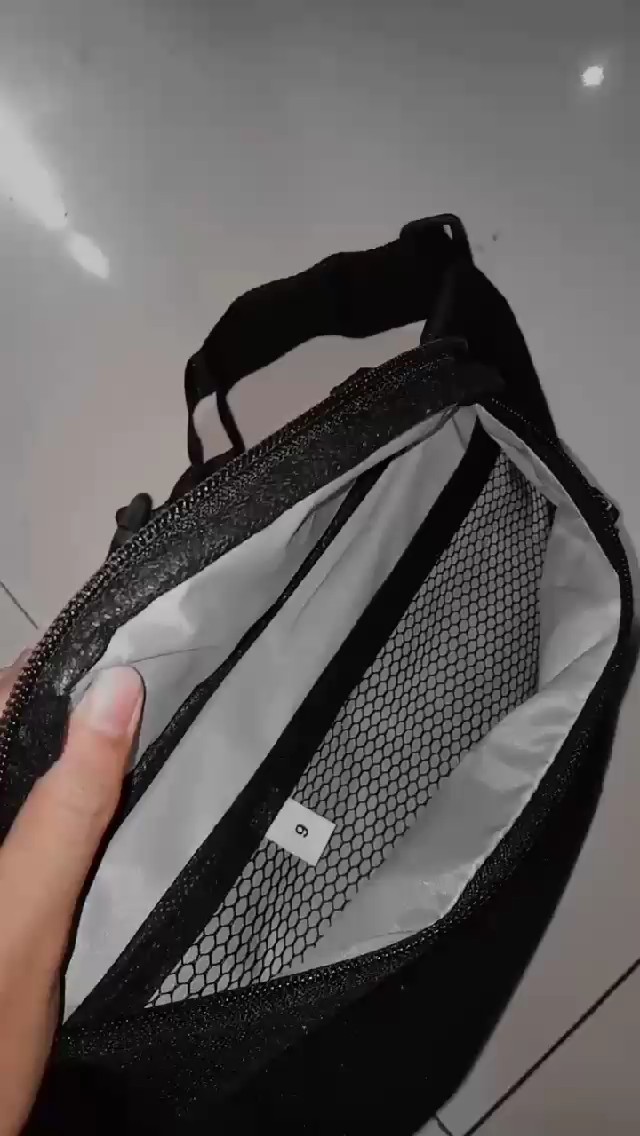 Tapaxco Tas Selempang Unisex Cordura Original - Foto ulasan pembeli