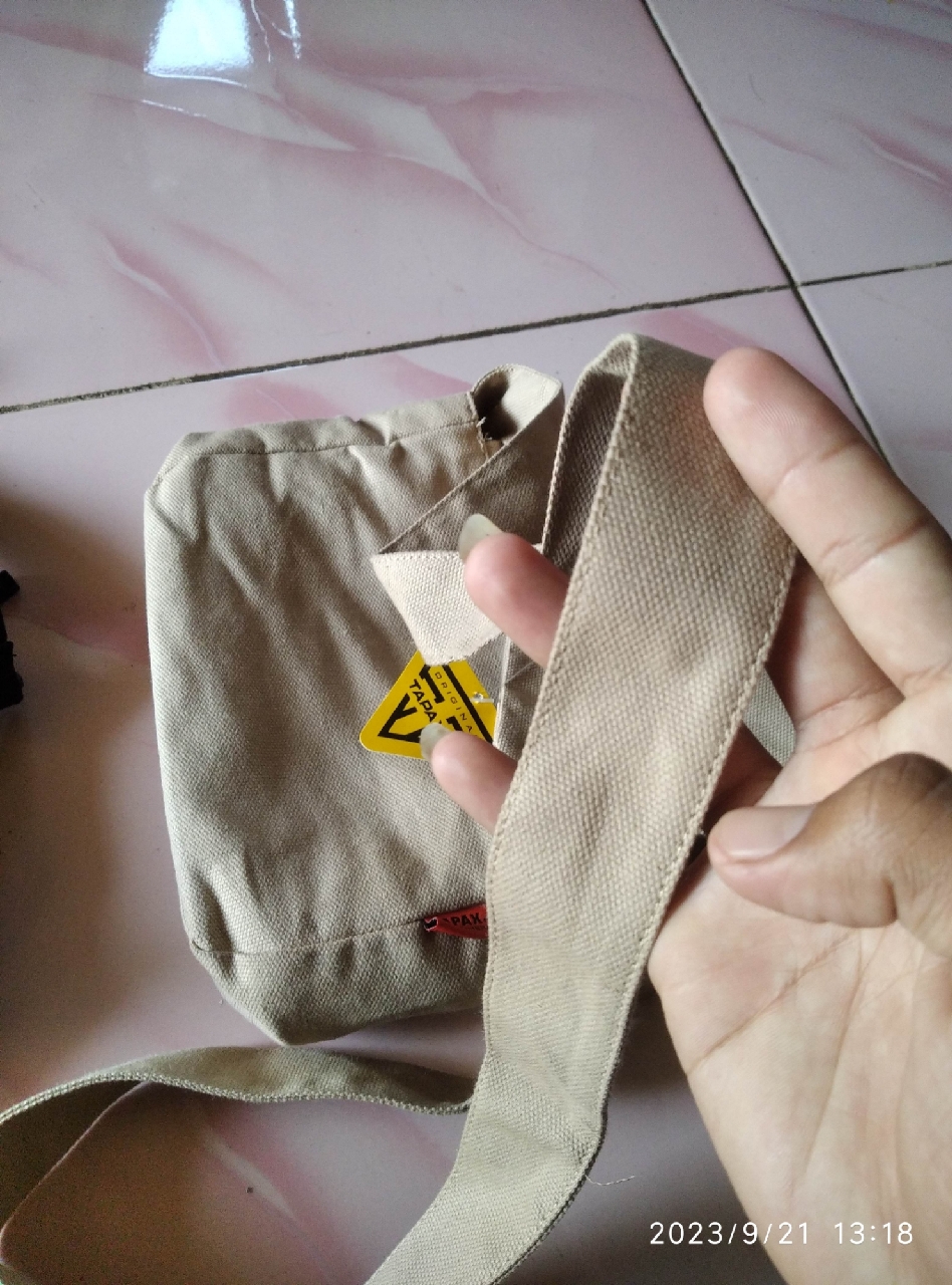 Tapaxco Tas Selempang Unisex Free 2 Bros - foto 5 dari 10