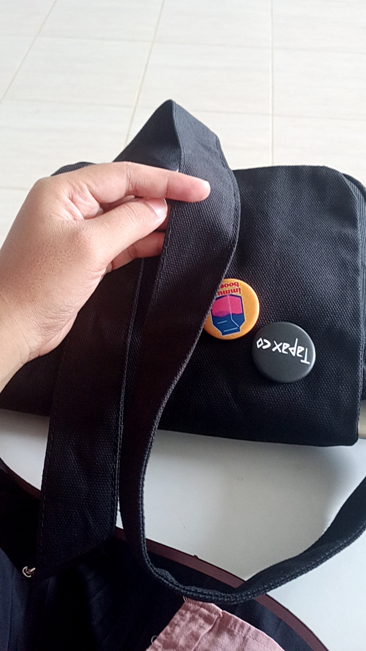 Tapaxco Tas Selempang Unisex Free 2 Bros - Foto ulasan pembeli