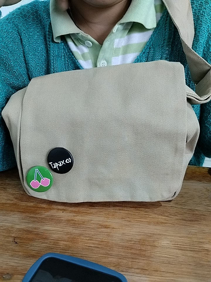 Tapaxco Tas Selempang Unisex Free 2 Bros - Foto ulasan pembeli