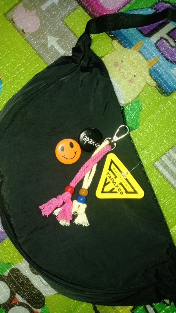 Tapaxco Tas Slingbag Unisex Nylon Free Pin - foto 8 dari 10