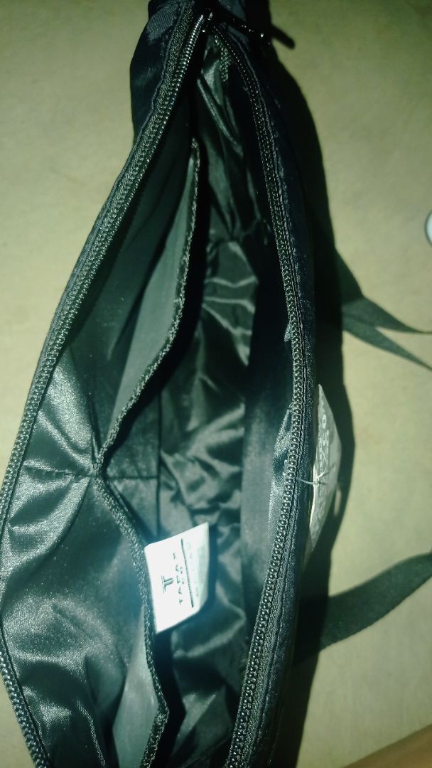 Tapaxco Tas Slingbag Unisex Nylon Free Pin - foto 9 dari 10