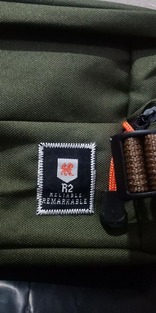 Tas Pinggang Pria R2 006 Unisex 4 Kompartemen - Foto ulasan pembeli