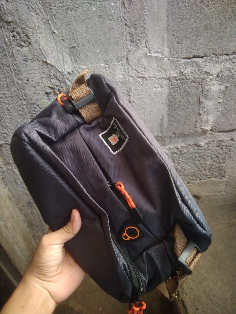 Tas Pinggang Pria R2 006 Unisex 4 Kompartemen - Foto ulasan pembeli