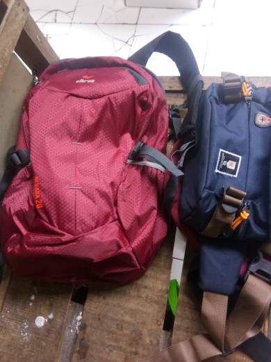 Tas Pinggang Pria R2 006 Unisex 4 Kompartemen - Foto ulasan pembeli