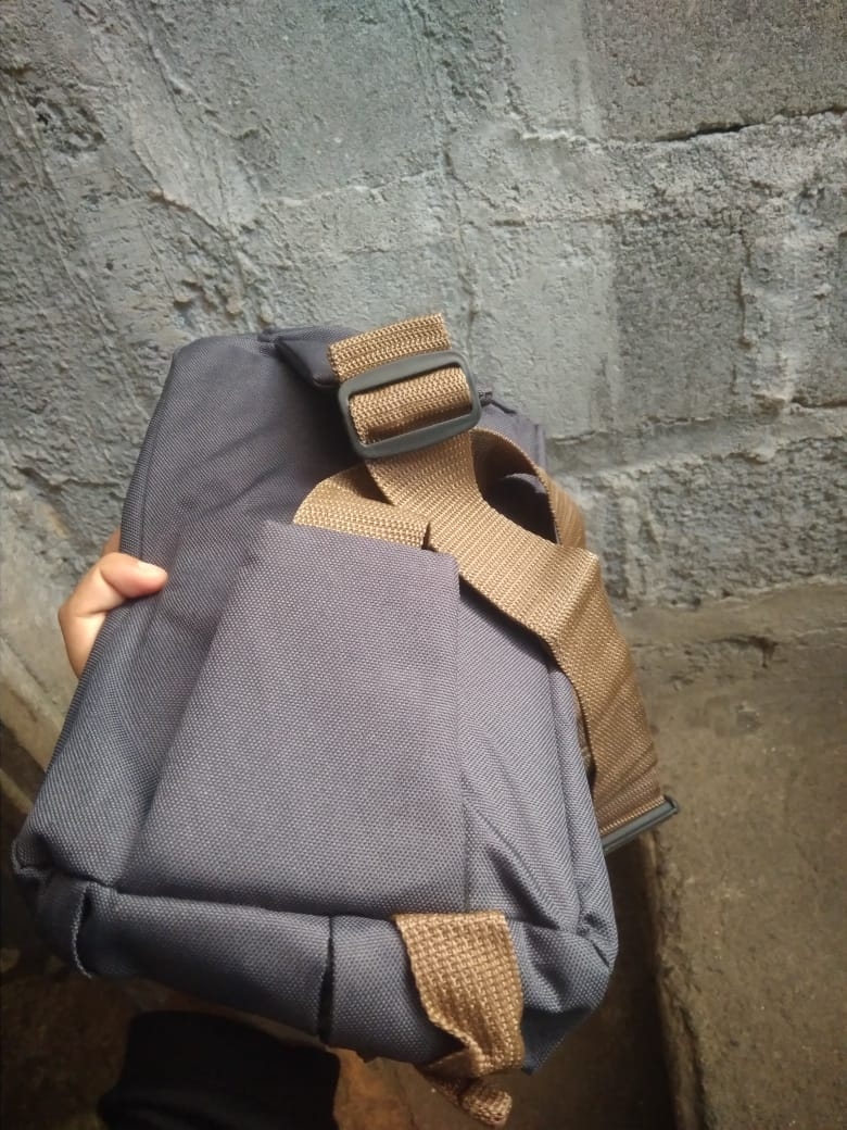Tas Pinggang Pria R2 006 Unisex 4 Kompartemen - Foto ulasan pembeli