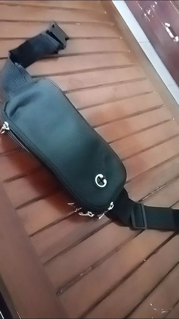 Tas Pinggang Sport Unisex Waterproof Fashionable - Foto ulasan pembeli