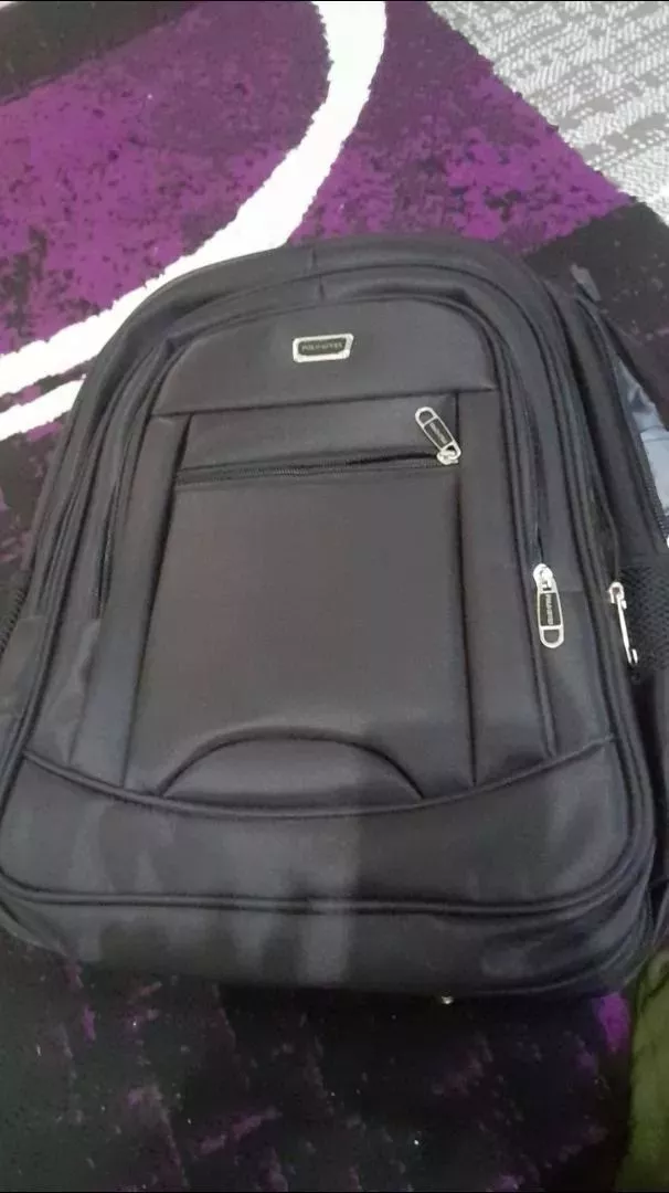 Tas Polo GIVES 20 In Expandable New Ransel Kerja Tas sekolah Kunci Usb Port POLO Import - Foto ulasan pembeli