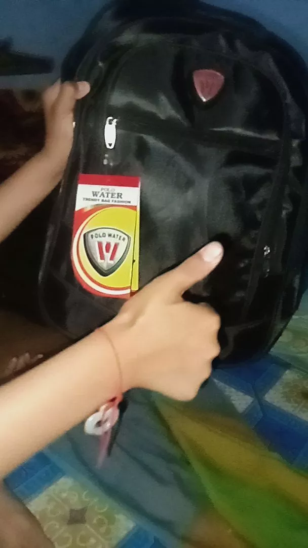 Tas Polo Star 18 IN EXPANDABLE Tas Ransel Kerja Tas sekolah Kunci Usb Port POLO Import - Foto ulasan pembeli