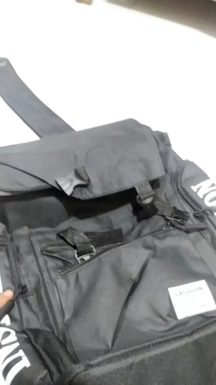 Tas Pria Fashion Insider 25L Waterproof Laptop - Foto ulasan pembeli