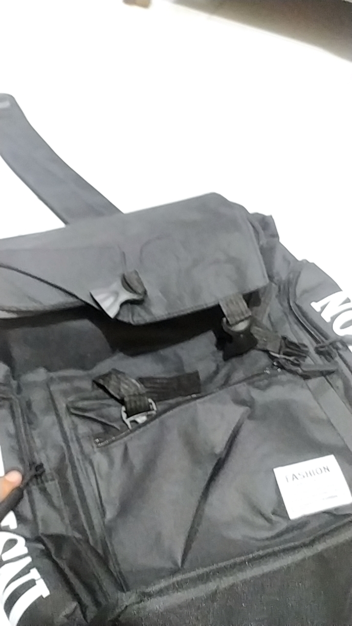 Tas Pria Fashion Insider 25L Waterproof Laptop - Foto ulasan pembeli