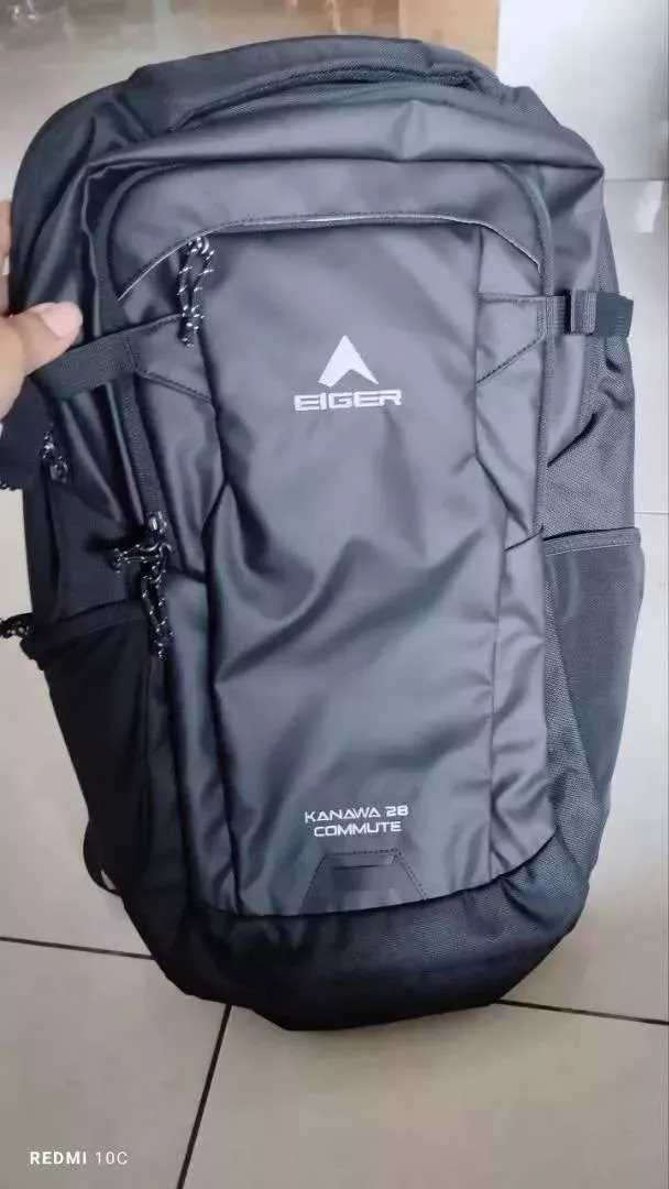Tas Ransel Waterproof 28L Hitam Kekinian - Foto ulasan pembeli