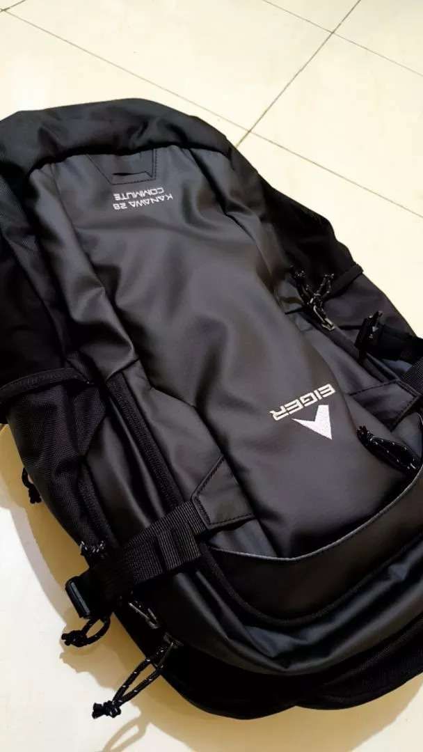 Tas Ransel Waterproof 28L Hitam Kekinian - Foto ulasan pembeli
