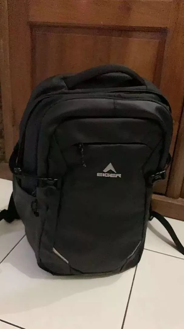 Tas Ransel Waterproof 28L Hitam Kekinian - Foto ulasan pembeli