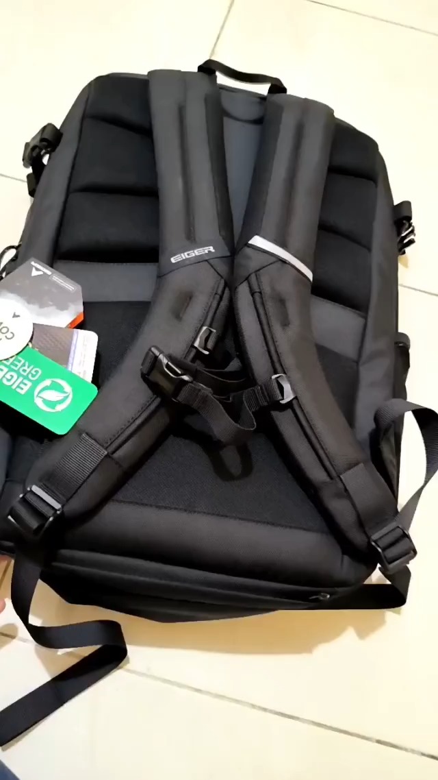 Tas Ransel Waterproof 28L Hitam Kekinian - Foto ulasan pembeli