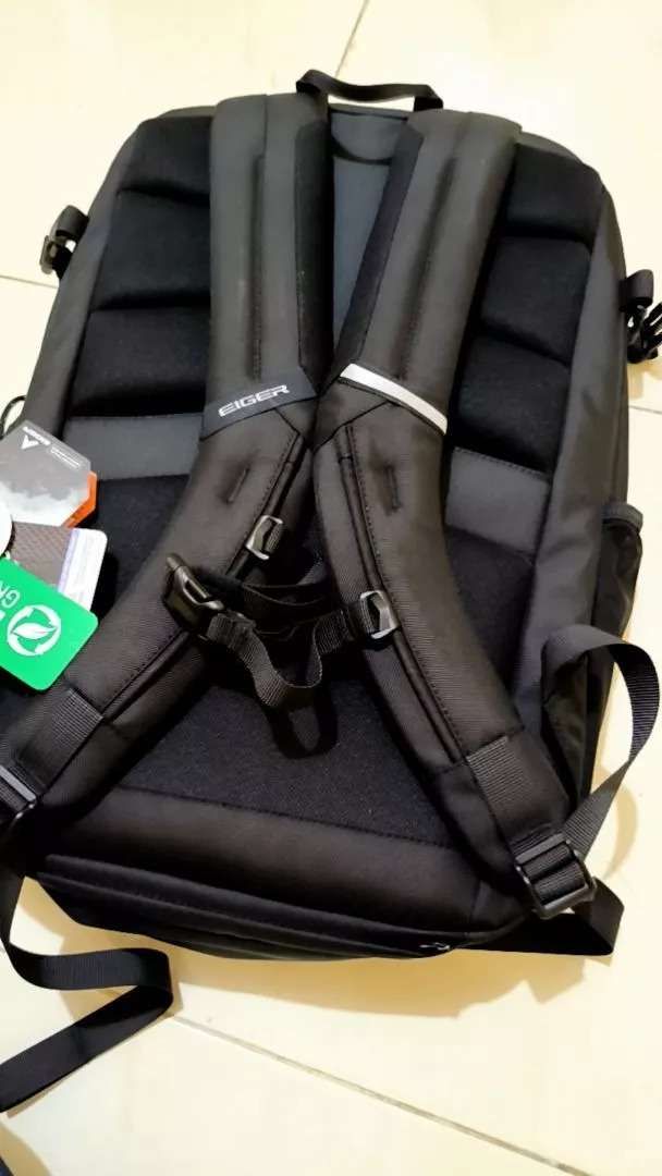 Tas Ransel Waterproof 28L Hitam Kekinian - Foto ulasan pembeli