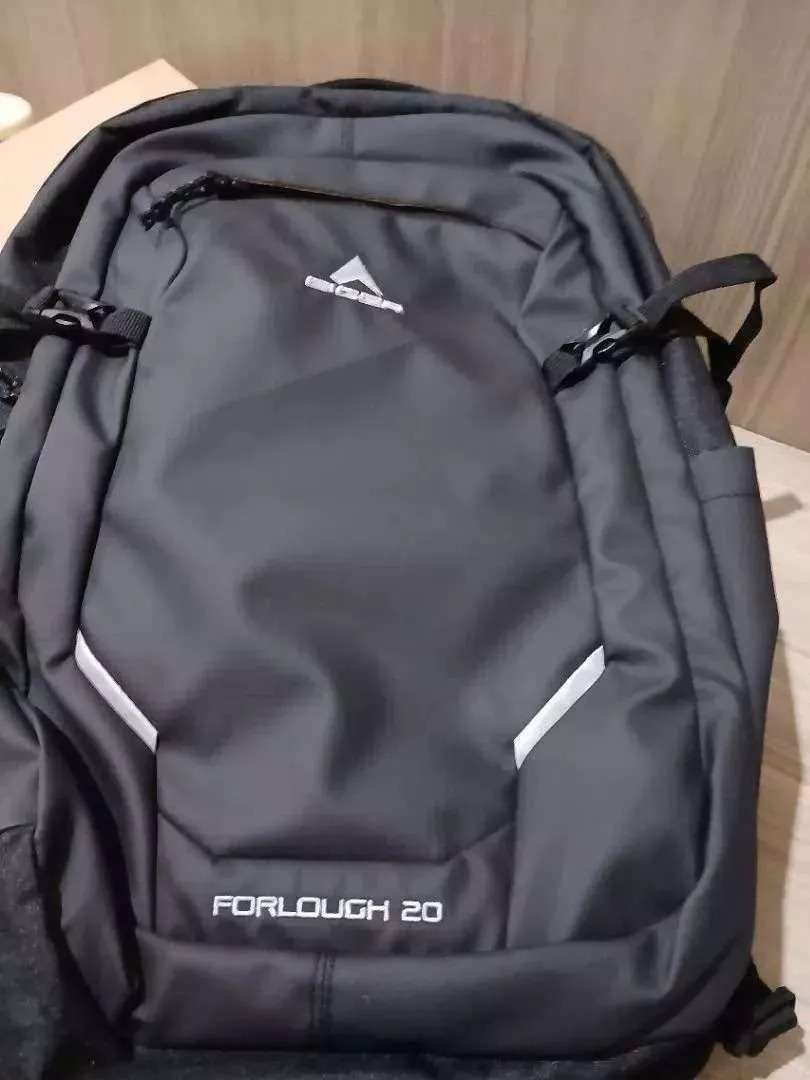 Tas Ransel Waterproof 28L Hitam Kekinian - Foto ulasan pembeli