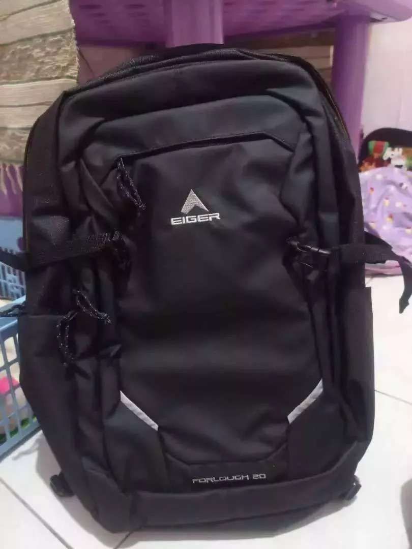 Tas Ransel Waterproof 28L Hitam Kekinian - Foto ulasan pembeli