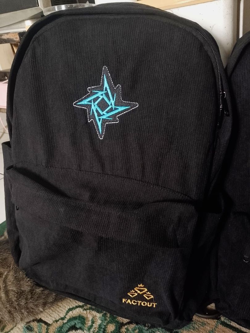 Tas Ransel Corduroy Unisex Bintang dengan Slot Laptop 15 Inci - Foto ulasan pembeli