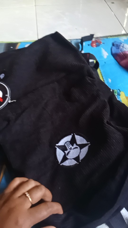 Tas Ransel Corduroy Unisex Dengan Slot Laptop - Foto ulasan pembeli
