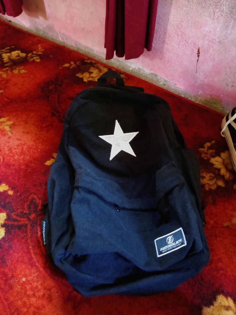 Tas Ransel Corduroy Unisex Dengan Slot Laptop - Foto ulasan pembeli