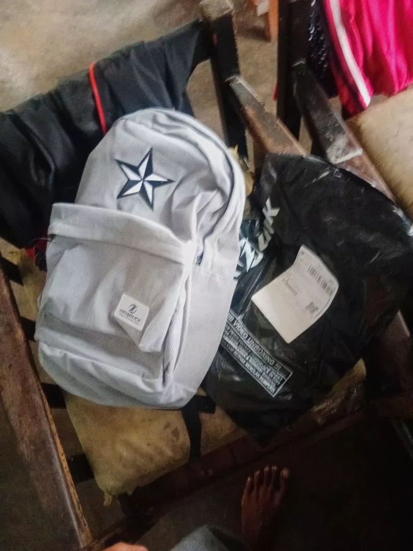 Tas Ransel Corduroy Pria Wanita Laptop 15" - Foto ulasan pembeli