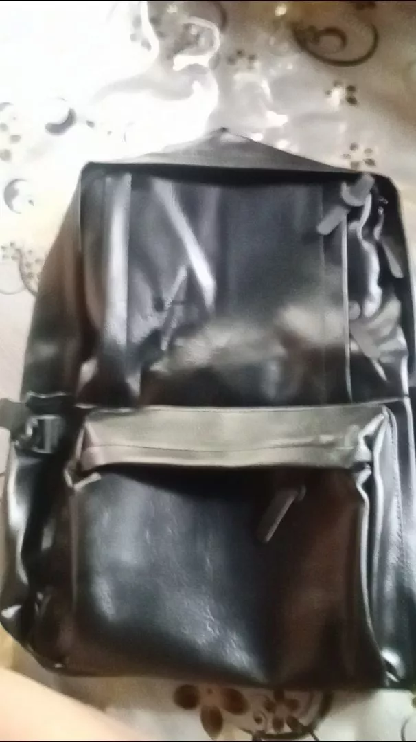 Tas Ransel Kulit Laptop Pria Wanita Nauril - Foto ulasan pembeli
