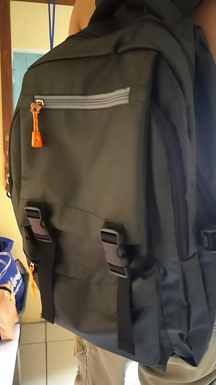 Tas Ransel Laptop Anti Air Cowok Cewek Murah - Foto ulasan pembeli