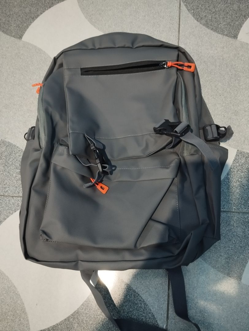 Tas Ransel Laptop Anti Air Cowok Cewek Murah - Foto ulasan pembeli