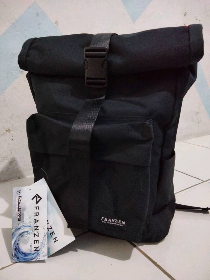 Tas Ransel Laptop Backpack Waterproof Franzen Rapid Rulle Series 601 - Foto ulasan pembeli