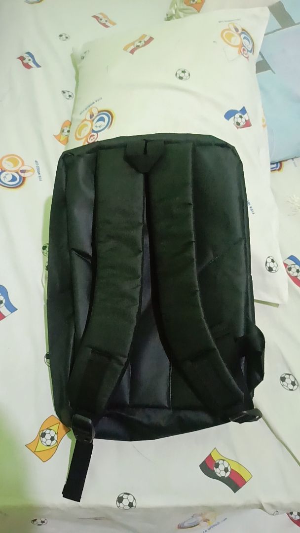 Tas Ransel Laptop Travel Bag Tas Premium Anti Air - Foto ulasan pembeli